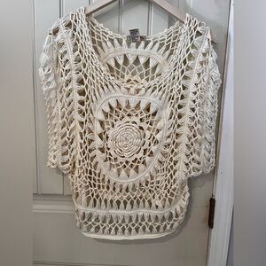 Vici Cream Crochet Knit Top 60/0 cotton